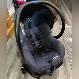 Maxi-Cosi Navy Infant Car Seat Carrier
